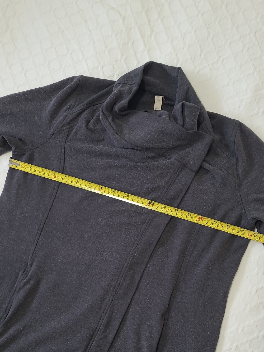 Lululemon Coast Wrap II - Heathered Black - Picture 7 of 12